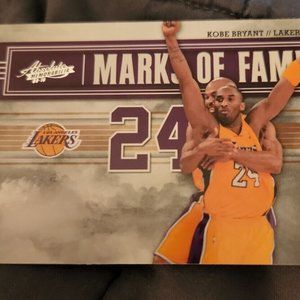 KOBE BRYANT LAKERS 2009-10 Absolute Mark of Fame #9 Card